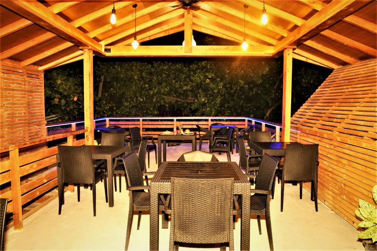 Dhigurah Beach Inn Luaran gambar
