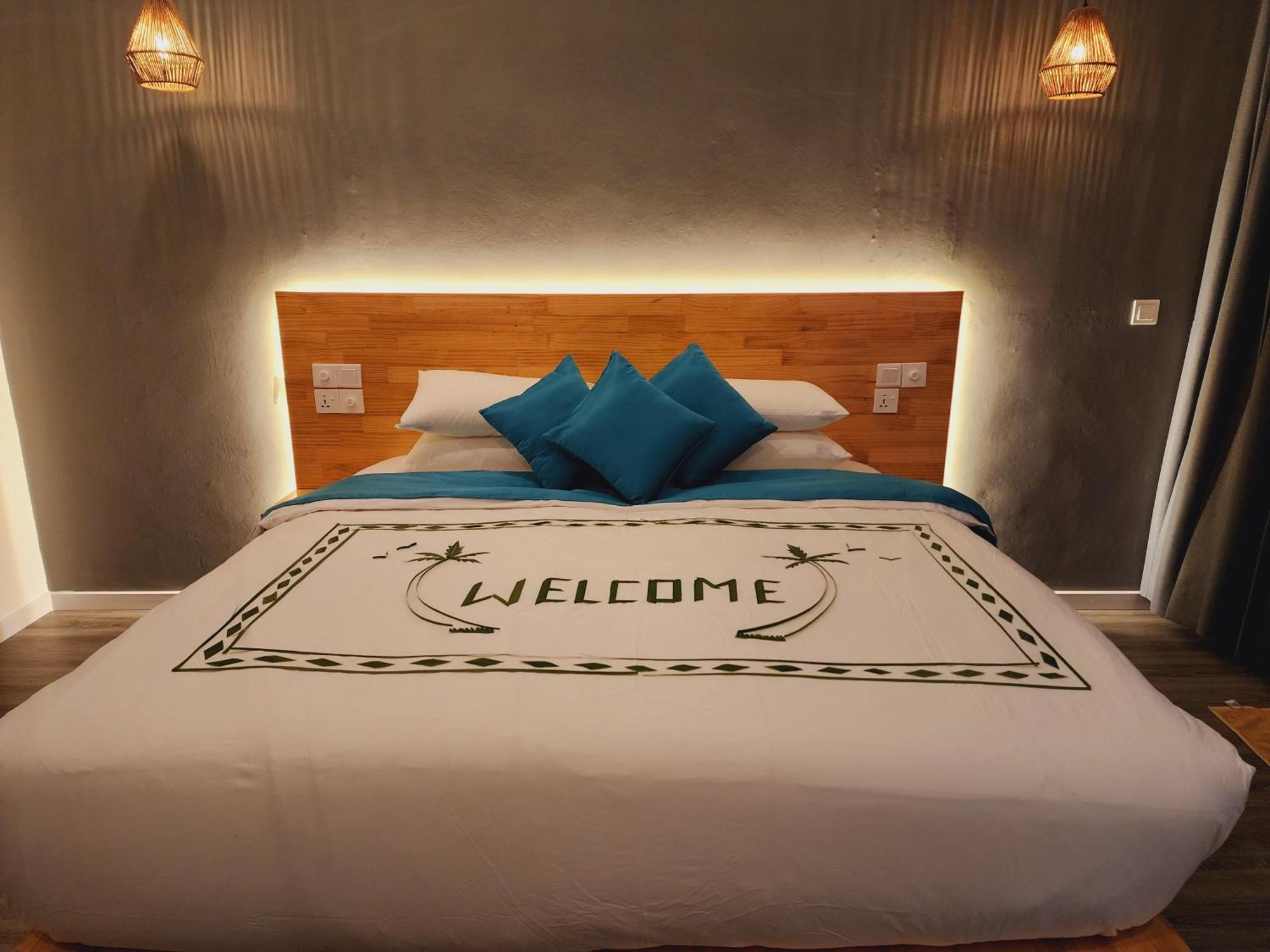 Dhigurah Beach Inn Luaran gambar